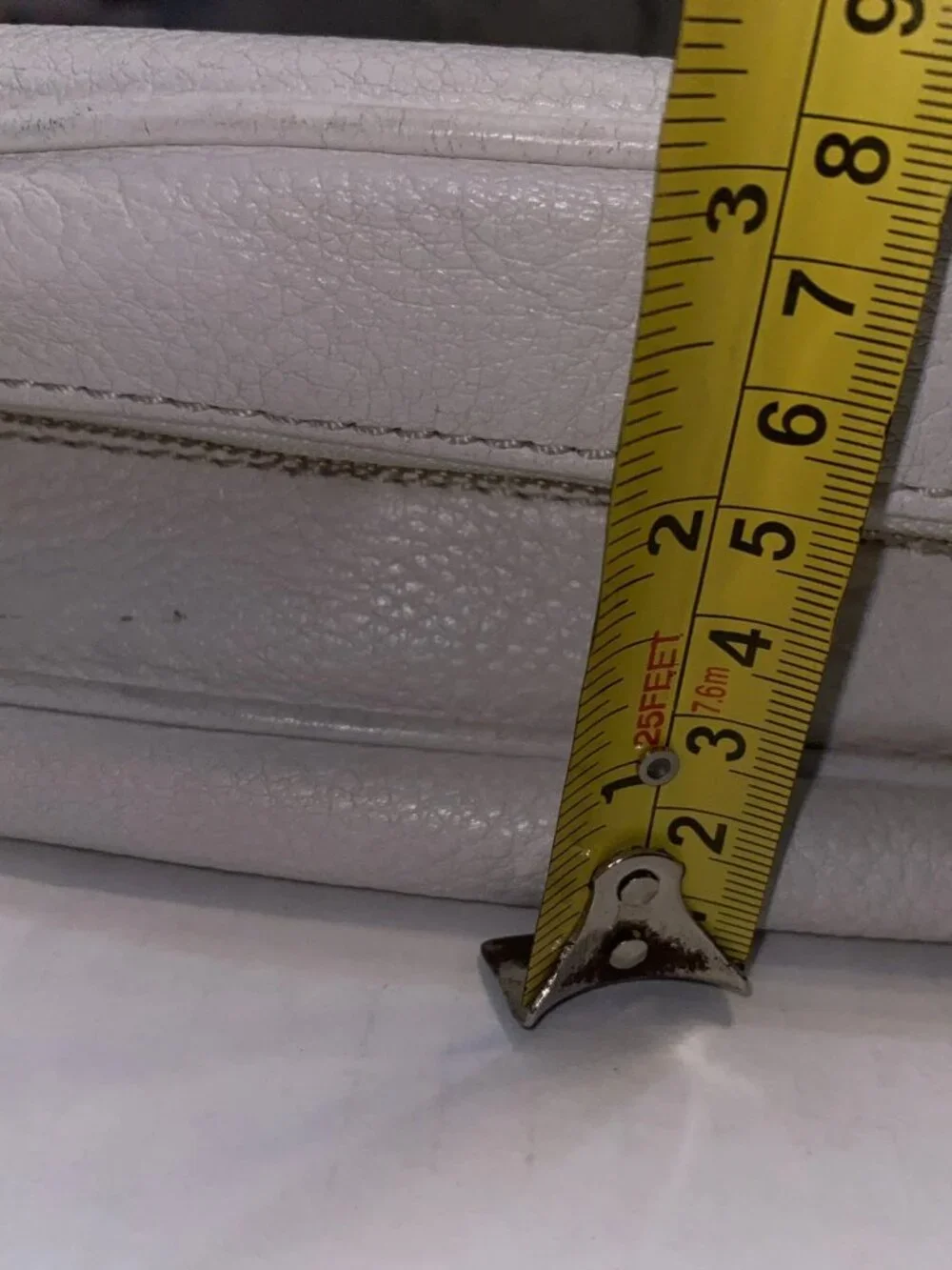 Kate Spade Ella Cobble Hill Hobo - White Leather Gold Hardware Expandable EUC